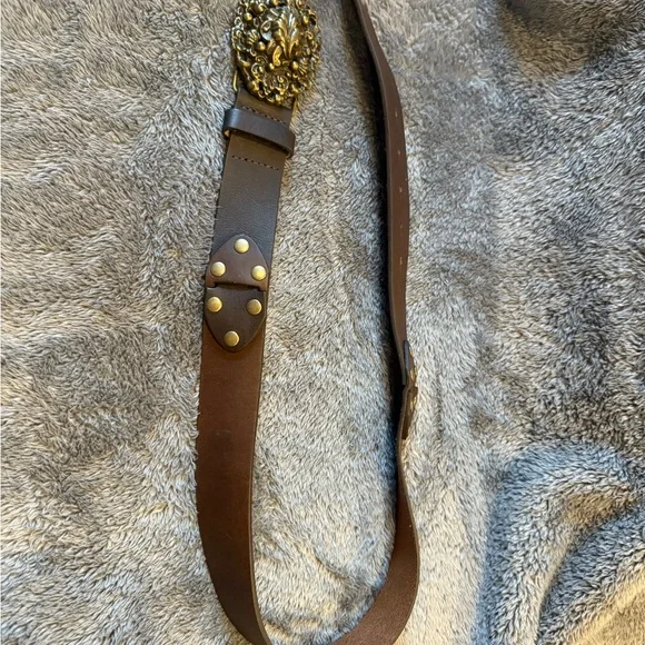 CAbi Genuine leather decorative brass buckle belt - Picture 2 of 6